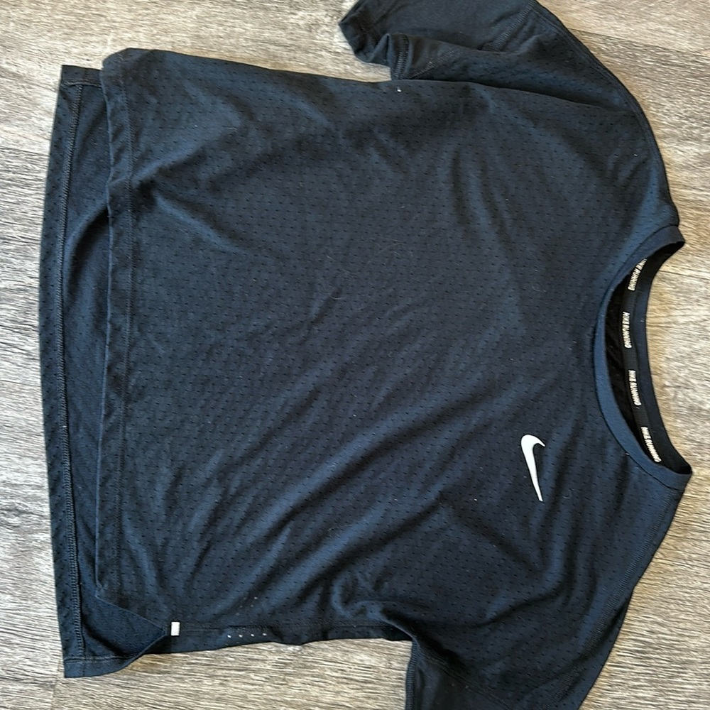 Nike running top - black. Size small